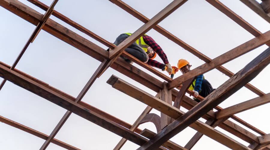 Professional residential roofers in Flatwoods, LA